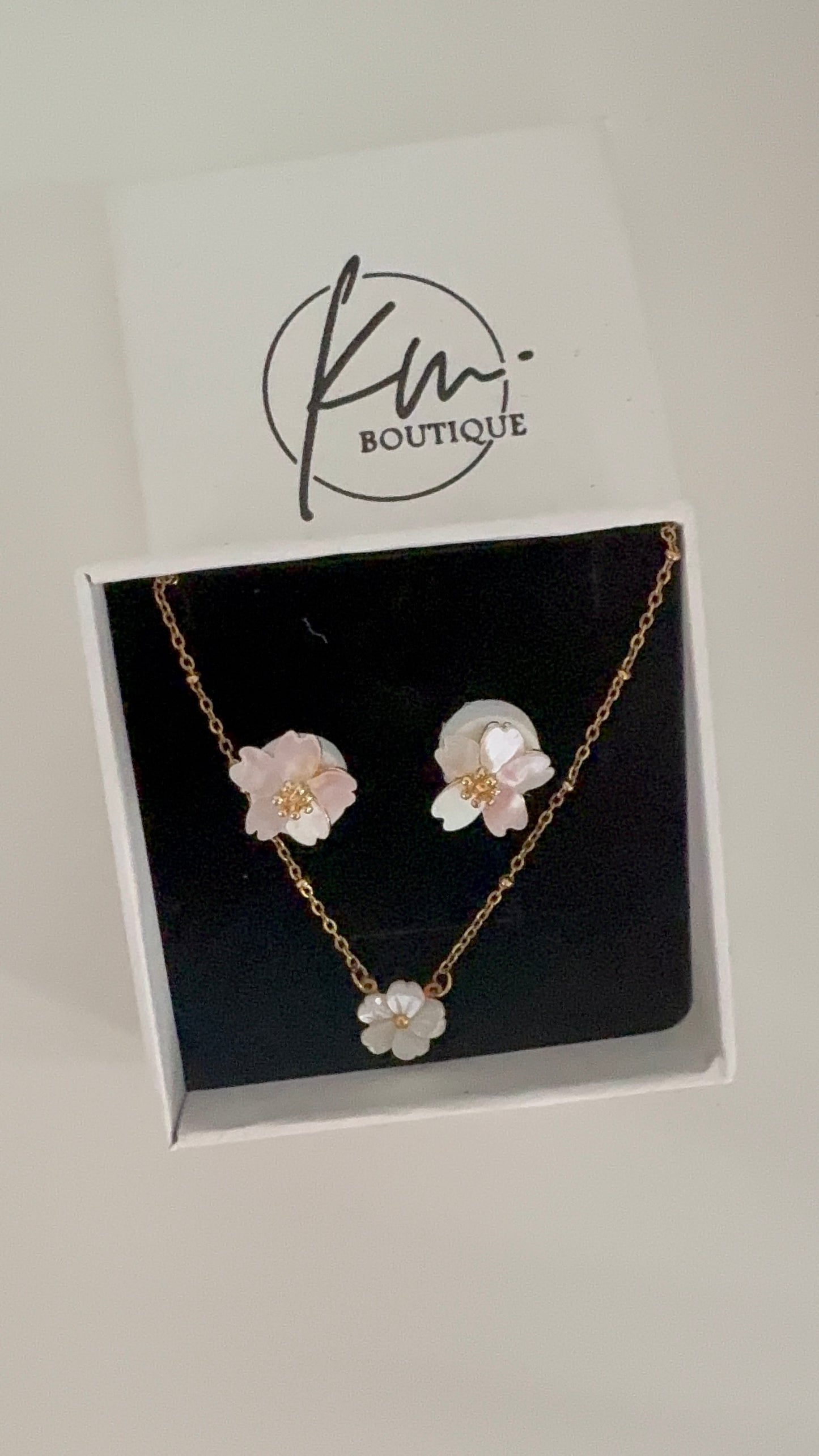 Cristal Necklace & Earrings