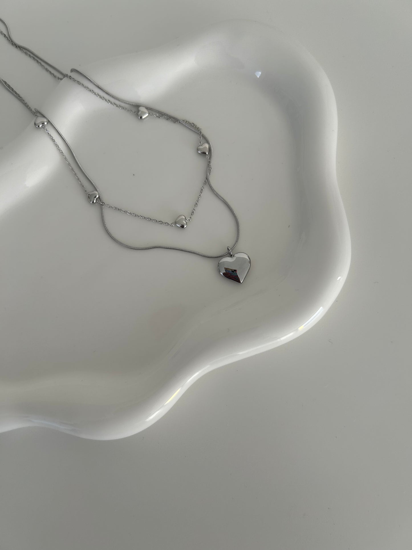 Marenas doble heart necklace