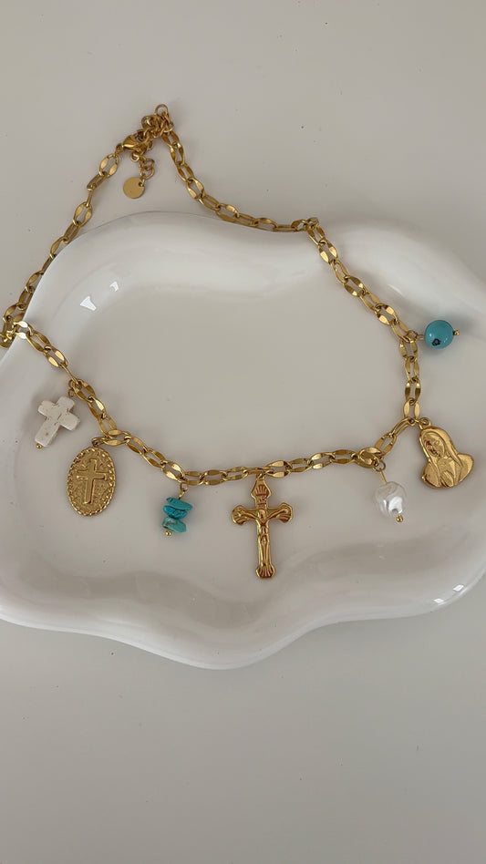 Alma Necklace