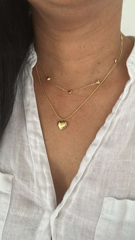 Marenas doble heart necklace